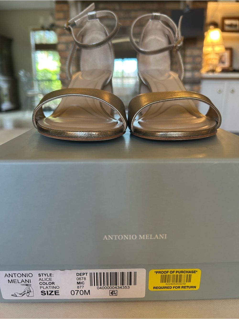 ANTONIO MELANI Metallic Gold Block Heel Sandals - Picture 6 of 9